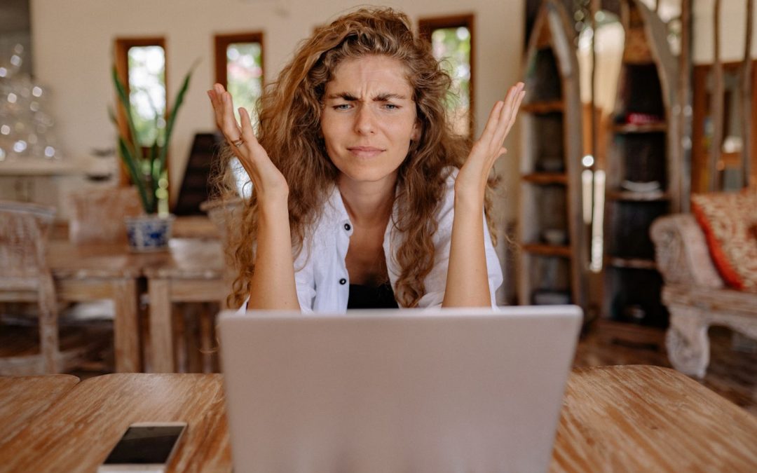 AI Giving Wrong Answers? Real Examples and Quick Fixes That Work